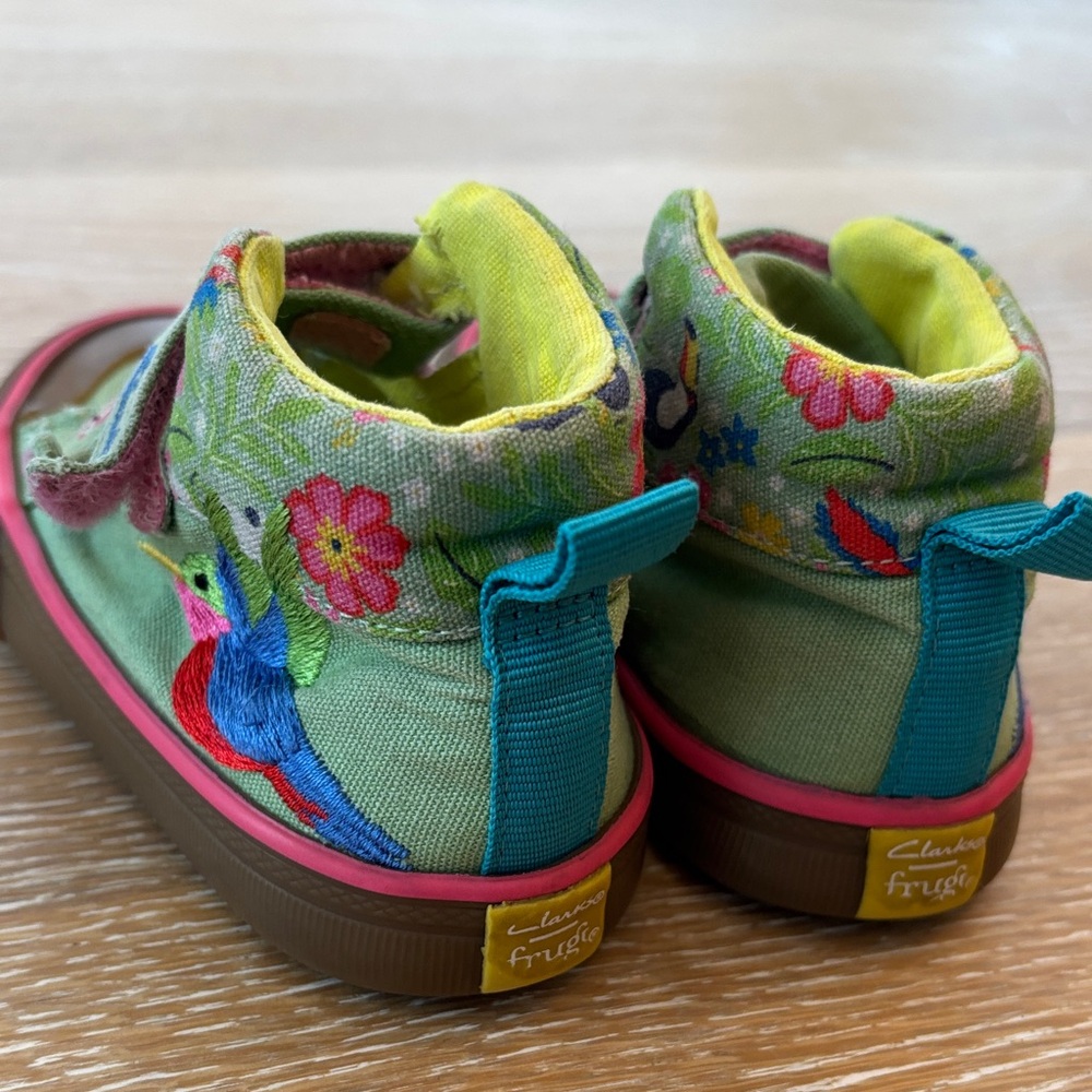 Clarks x Frugi Kids Sneakers with Colorful Bird Embroidery - Picture 5 of 5